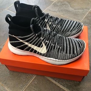 Nike Free Train Force flyknit